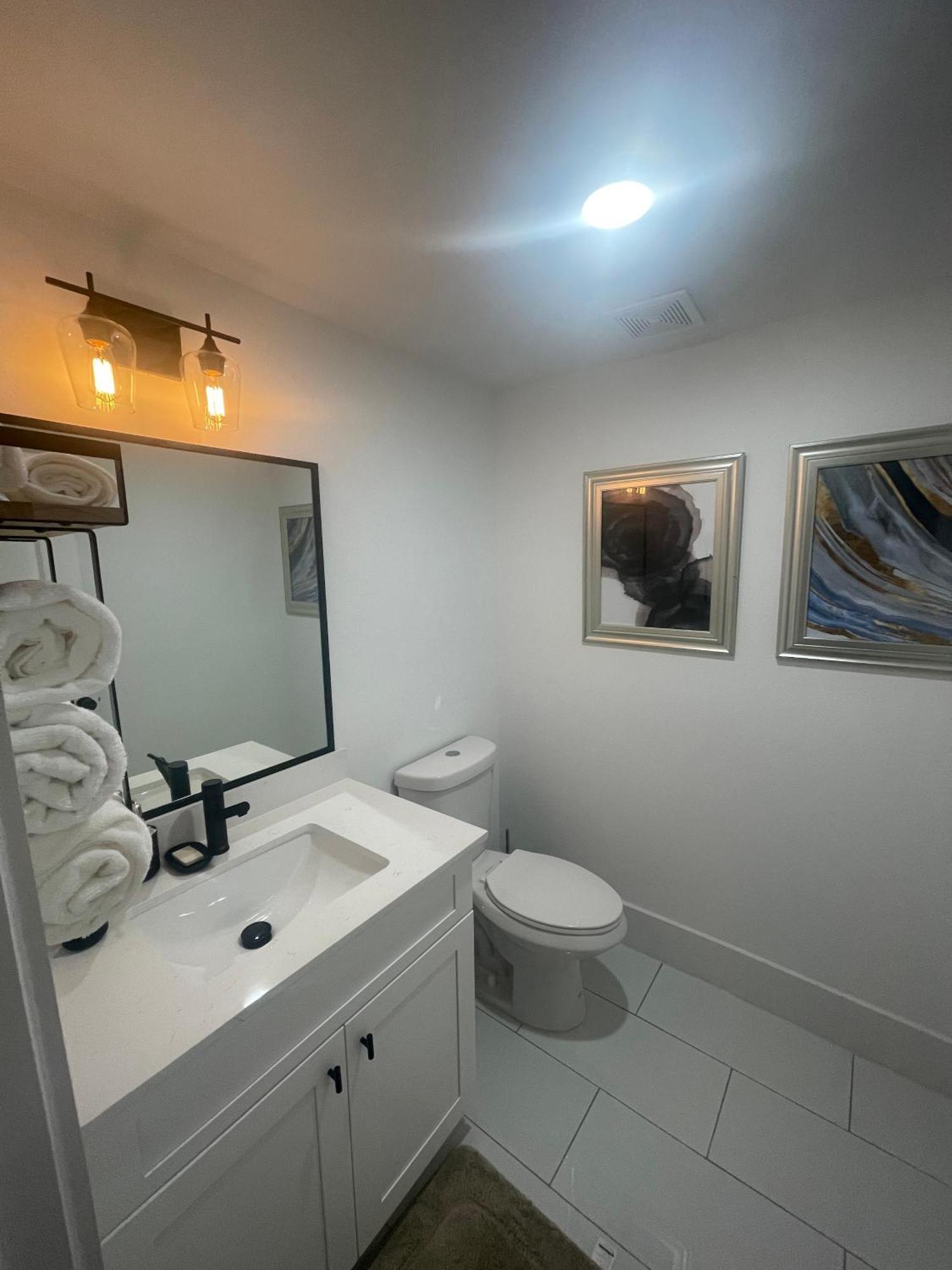 Comfortable 3 Bedroom - Heart Of Texas Medical Center هيوستن المظهر الخارجي الصورة