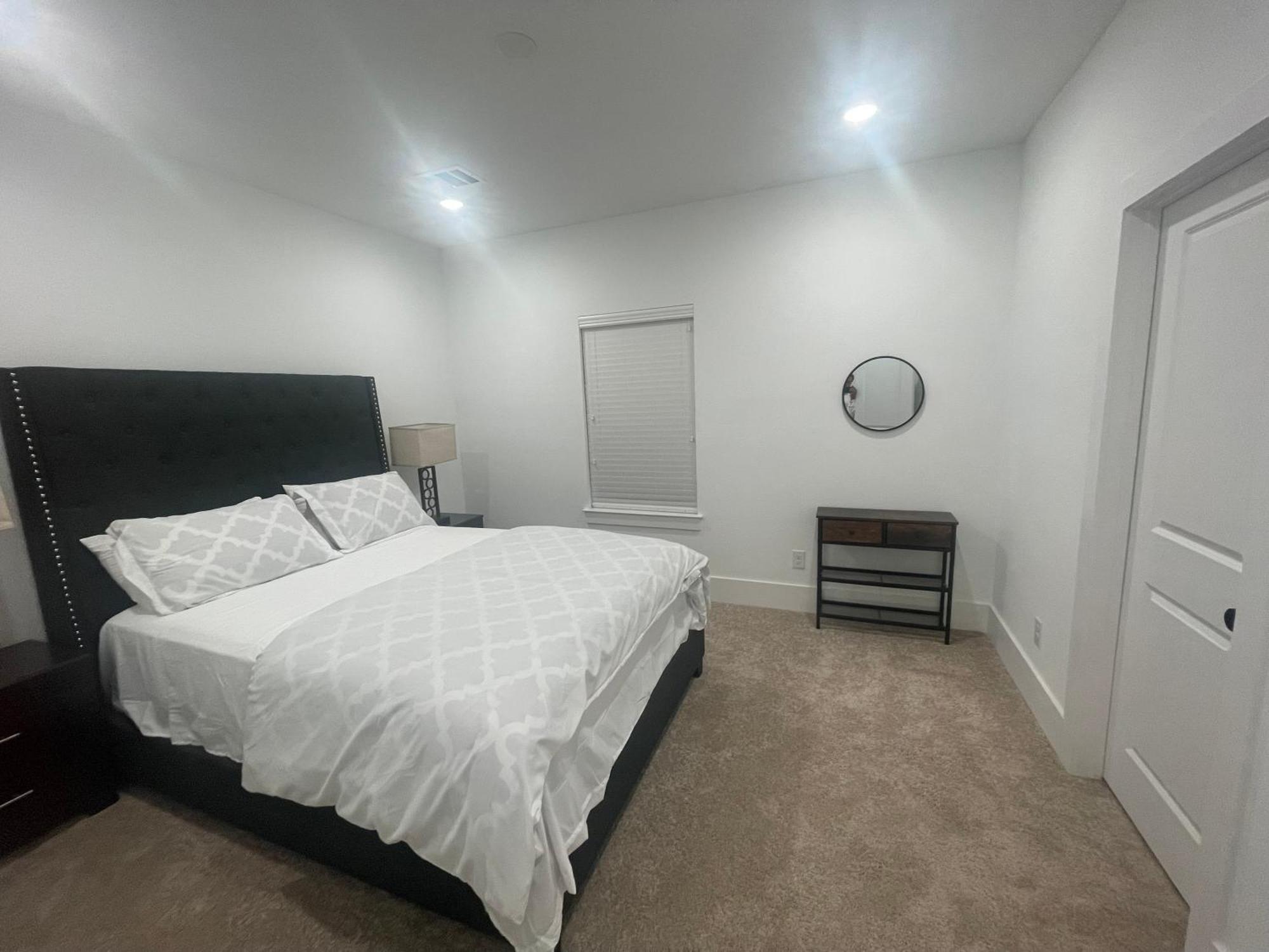 Comfortable 3 Bedroom - Heart Of Texas Medical Center هيوستن المظهر الخارجي الصورة
